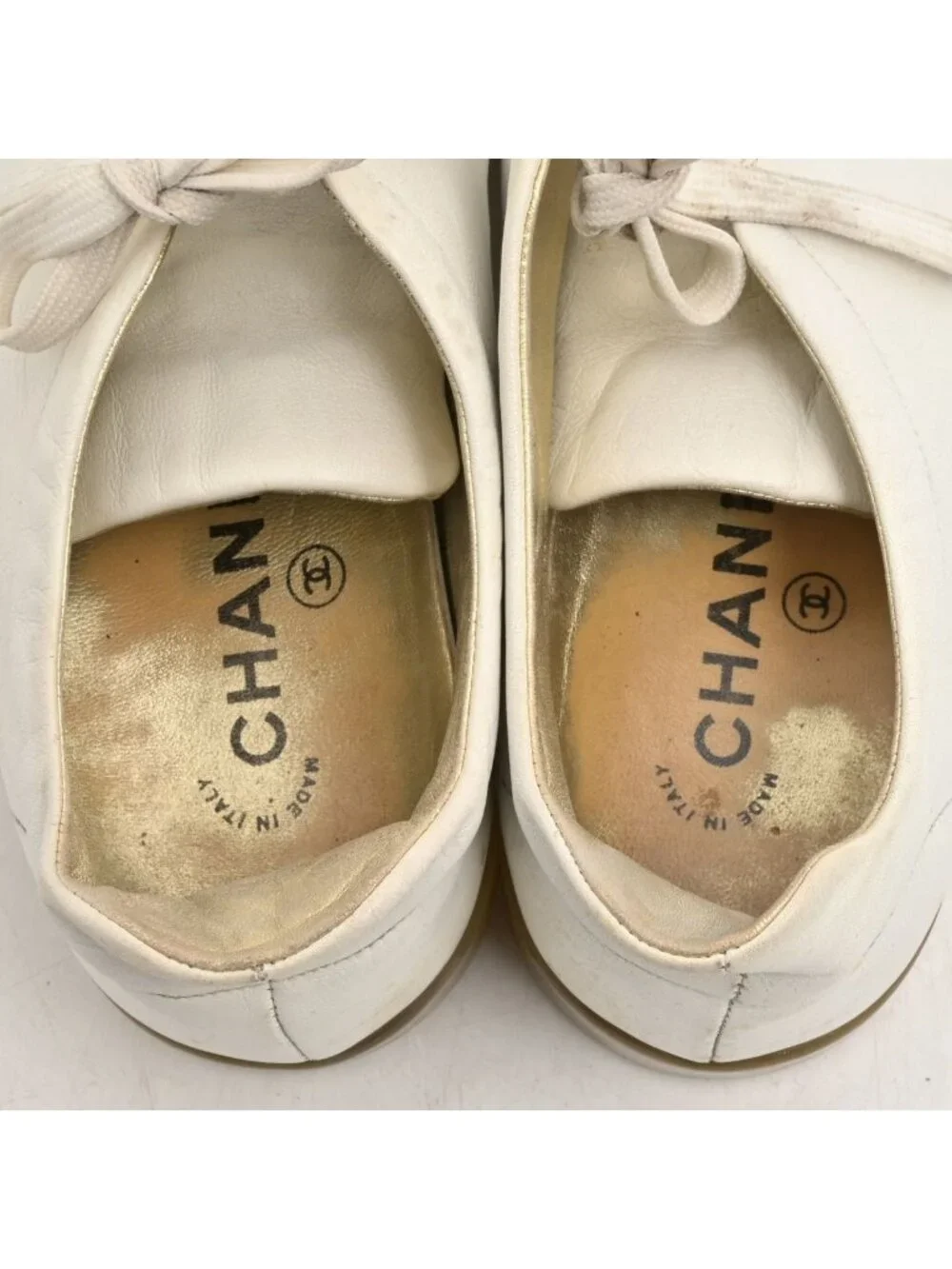 Chanel Sneakers Ivory CC Logo Leather